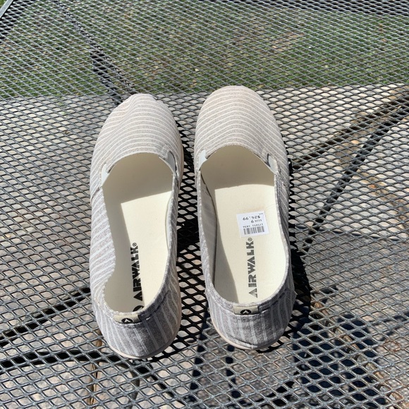 AirWalk slip on loafers - Picture 2 of 4